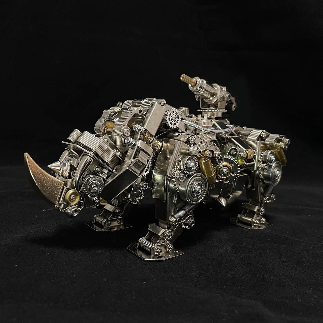 Lantern Fish Model Kit with LED Lights, 3D Metal Puzzle for Adults, DIY Steampunk Anglerfish, 700+ PCS, 7-Color Light, Articulated Jaw, Desk Decor & Holiday Gift