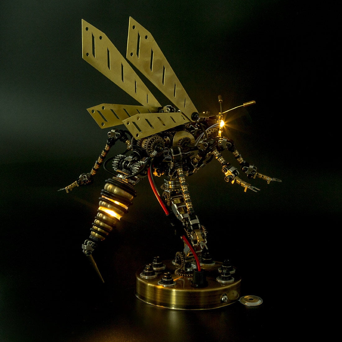 3D DIY Mechanical Wasp Model Kit 1000+PCS Steampunk Insect Puzzle with Movable Joints & Wings, Collectible Decor & Creative Gift for Teens 15+ and Adults