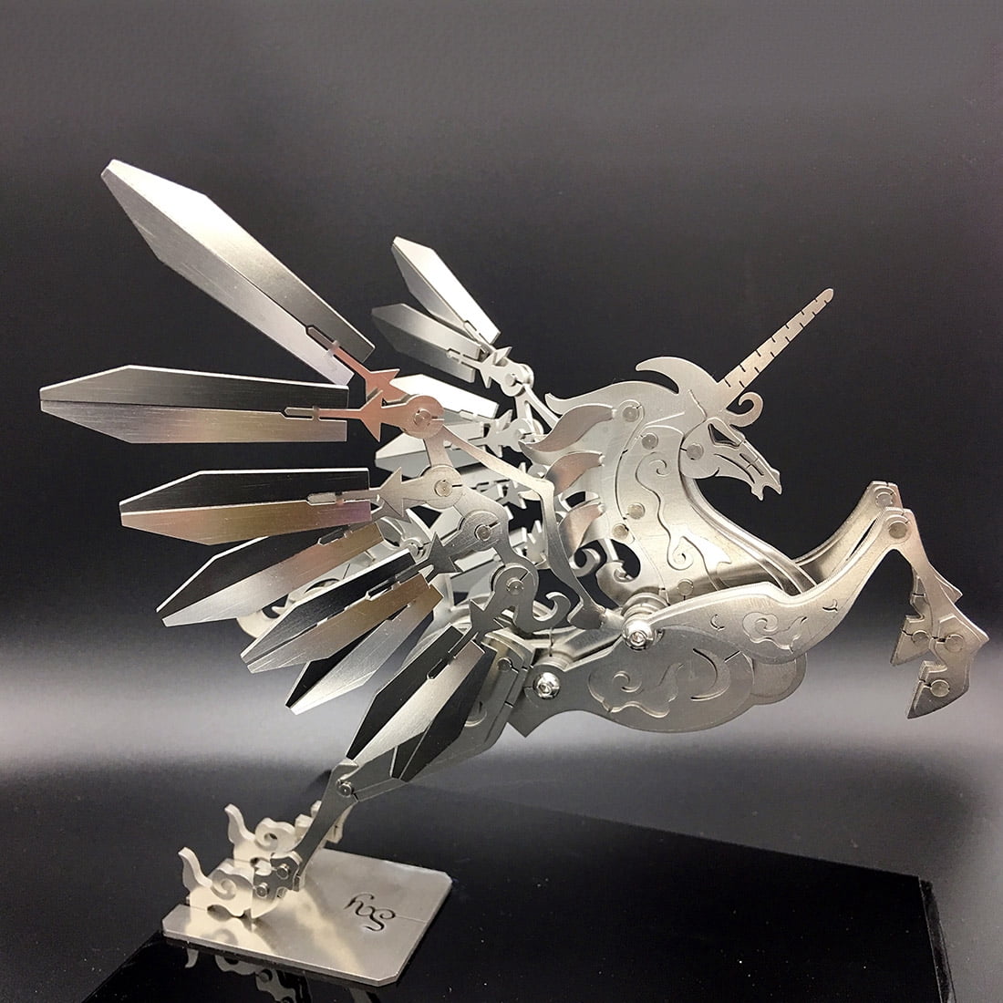 3D Metal Puzzle Mythical Horse Creature 130+ PCS, Steampunk Mechanical Model Kit With DIY Assembly, Home Display Desk Decor For Adult Collectors And Creative Gifts