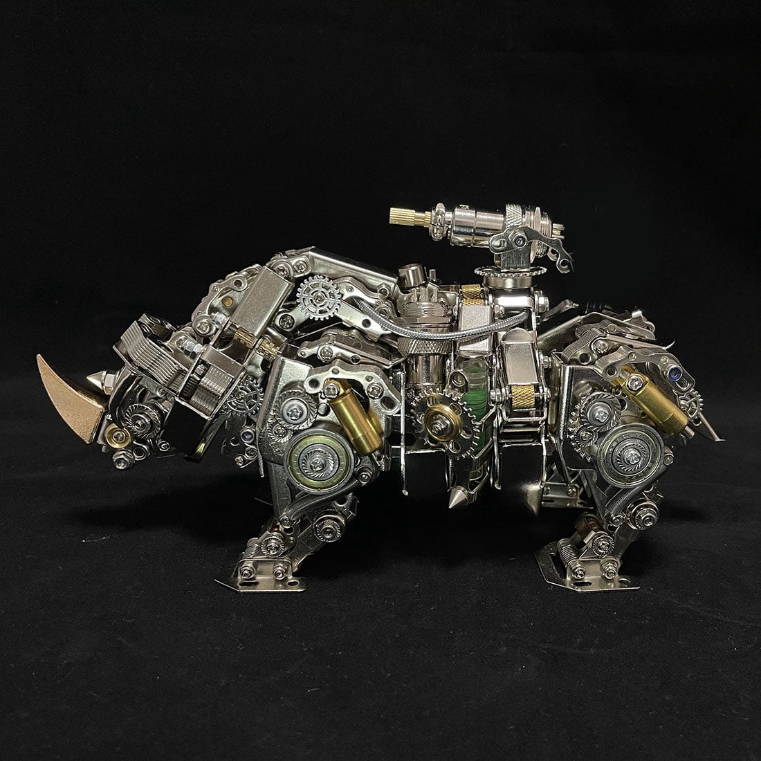 Lantern Fish Model Kit with LED Lights, 3D Metal Puzzle for Adults, DIY Steampunk Anglerfish, 700+ PCS, 7-Color Light, Articulated Jaw, Desk Decor & Holiday Gift