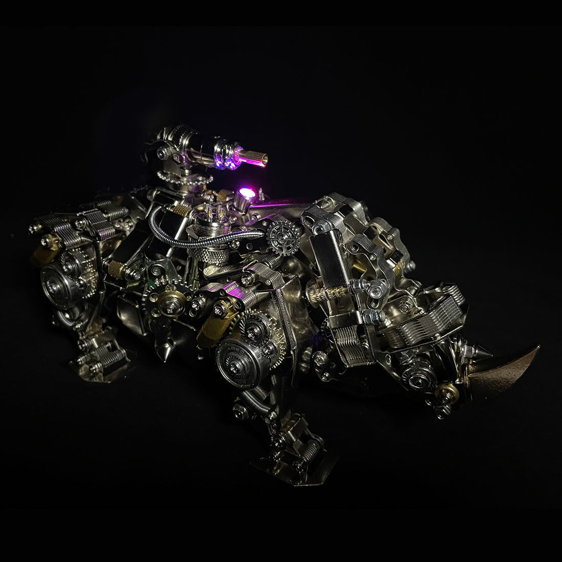 Lantern Fish Model Kit with LED Lights, 3D Metal Puzzle for Adults, DIY Steampunk Anglerfish, 700+ PCS, 7-Color Light, Articulated Jaw, Desk Decor & Holiday Gift