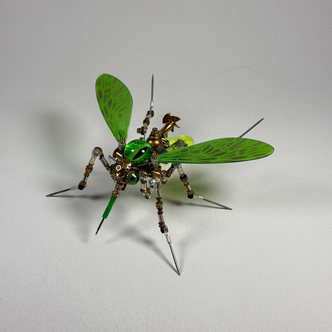 3D Metal Puzzles for Adults Mechanical Wasp Model Kits, Difficult DIY Assembly, Creative Desk Display & Unique Gift for Engineers, Hobbyists, Collectors