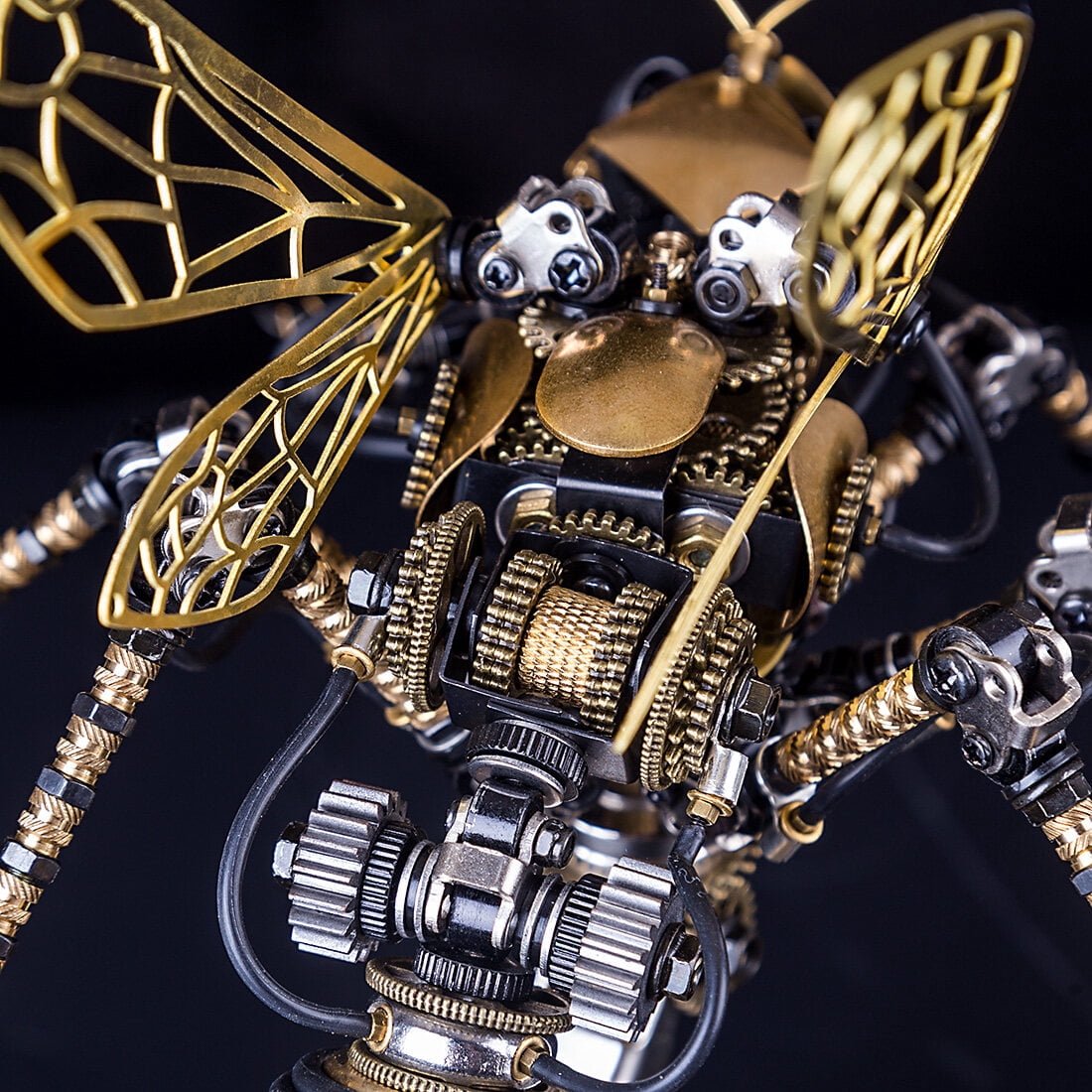 3D DIY Mechanical Wasp Model Kit 1000+PCS Steampunk Insect Puzzle with Movable Joints & Wings, Collectible Decor & Creative Gift for Teens 15+ and Adults