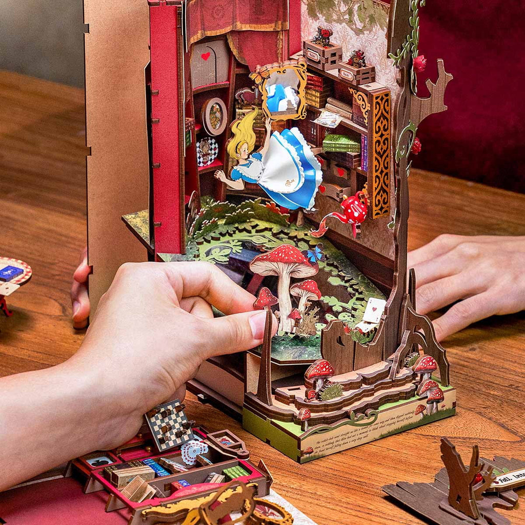 Rolife Fall into Wonder DIY Book Nook Shelf Insert 3D Wooden Puzzle for Adult Gift